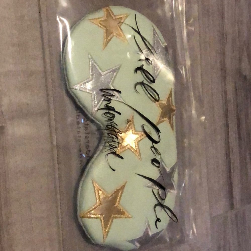 Star eye mask